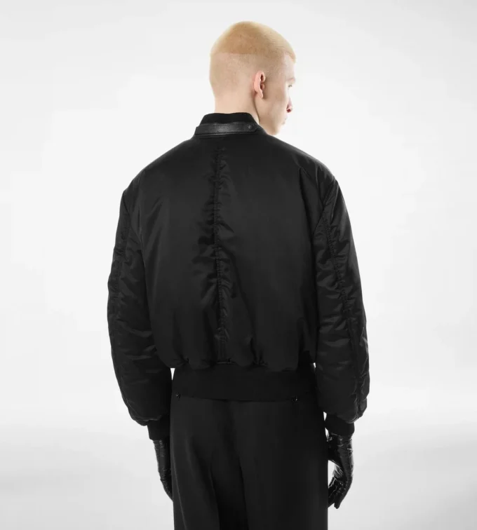 Bomber din satin de mătase Bomber din satin de mătase
