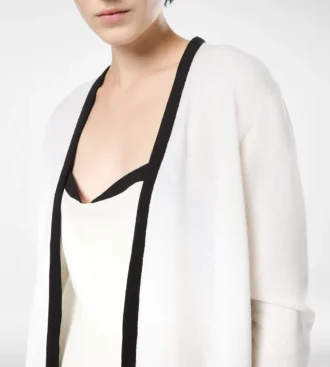 Cardigan deschis, de lungime medie, din merino piqué, cu borduri din satin