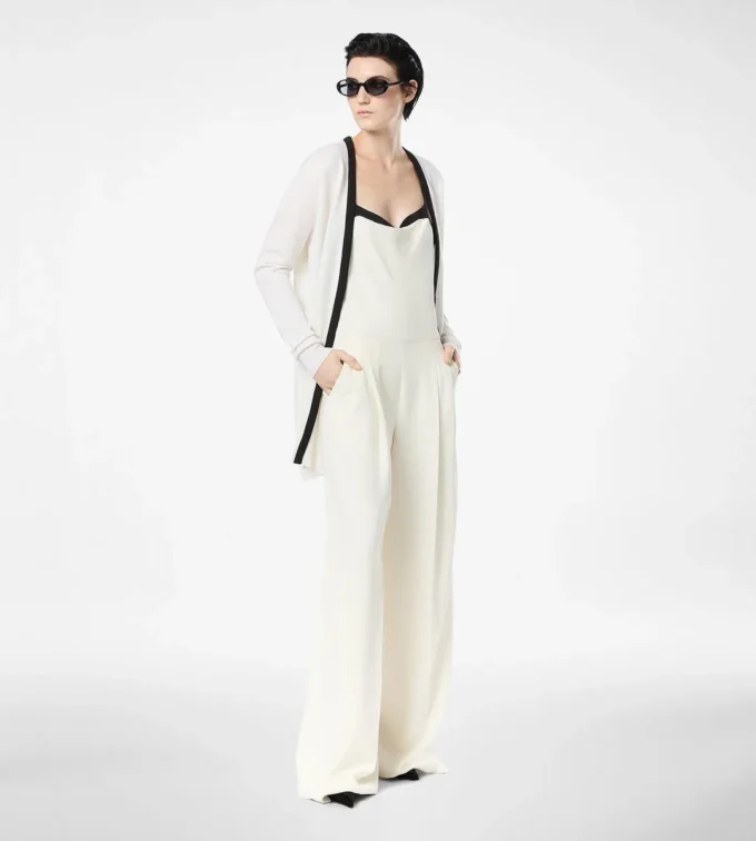 Cardigan deschis, de lungime medie, din merino piqué, cu borduri din satin Cardigan deschis, de lungime medie, din merino piqué, cu borduri din satin