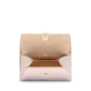 Clutch Nobile din piele de piton laminată și ștanțată Clutch Nobile din piele de piton laminată și ștanțată