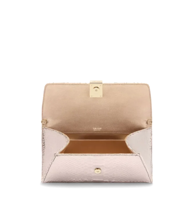 Clutch Nobile din piele de piton laminată și ștanțată Clutch Nobile din piele de piton laminată și ștanțată