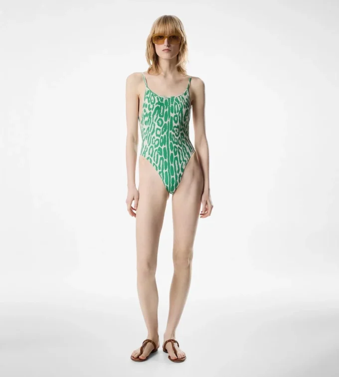 Costum de baie cu decolteu adânc