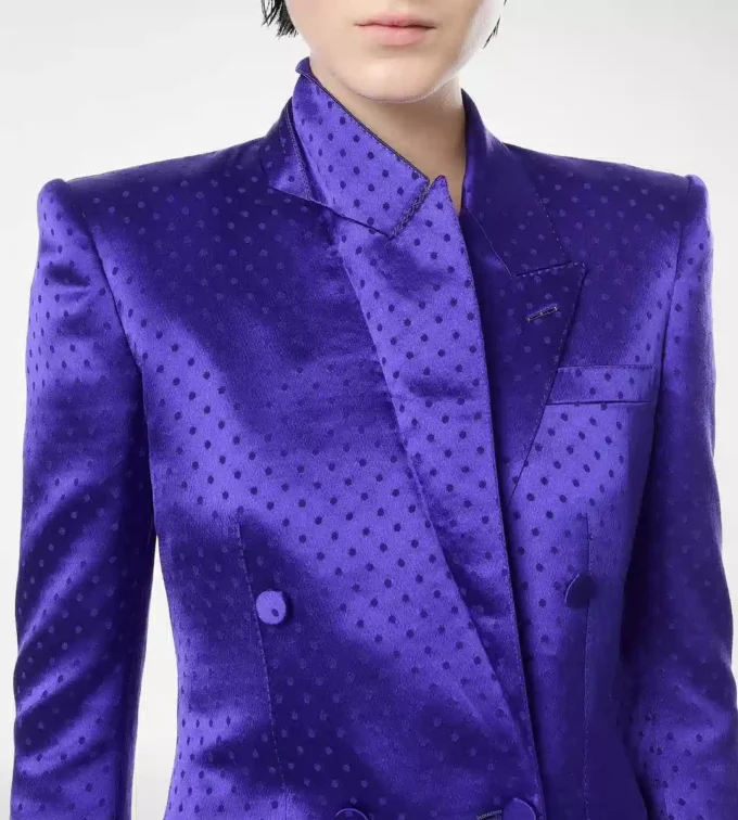 Jacheta cu rever dublu și nasturi, din jacquard cu buline Jacheta cu rever dublu și nasturi, din jacquard cu buline