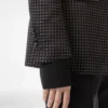Jacheta cu un singur rând de nasturi din țesătură jacquard cu buline Jacheta cu un singur rând de nasturi din țesătură jacquard cu buline