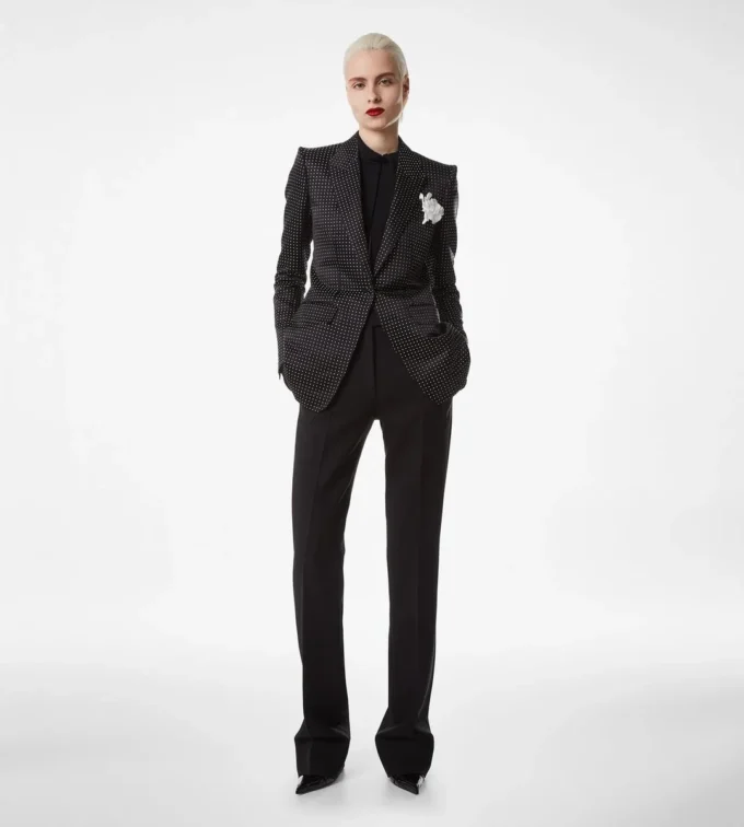Jacheta cu un singur rând de nasturi din țesătură jacquard cu buline Jacheta cu un singur rând de nasturi din țesătură jacquard cu buline