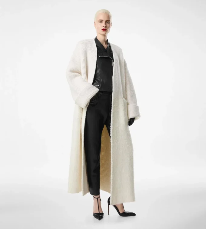 Palton maxi sculptural Palton maxi sculptural