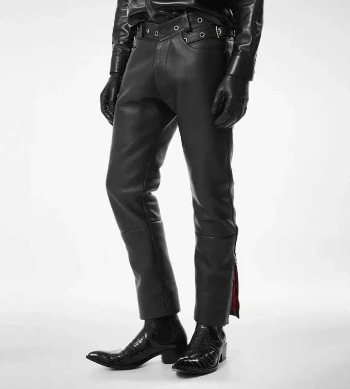 Pantaloni de motociclist din piele granulată Pantaloni de motociclist din piele granulată