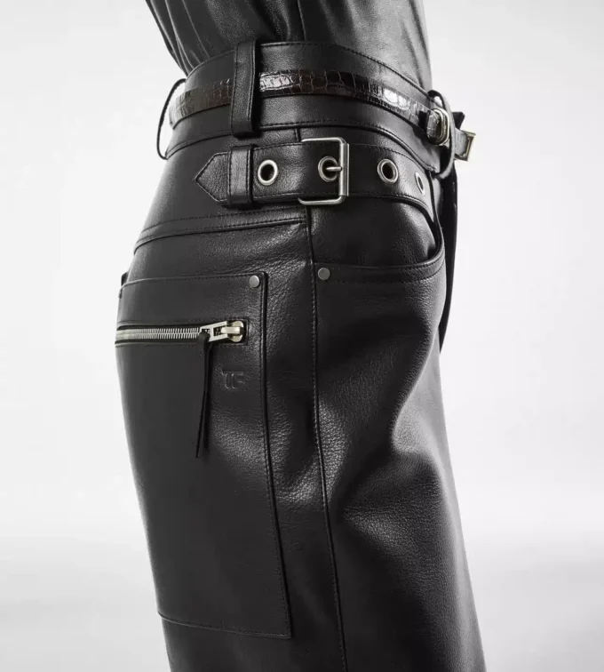 Pantaloni de motociclist din piele texturată Pantaloni de motociclist din piele texturată
