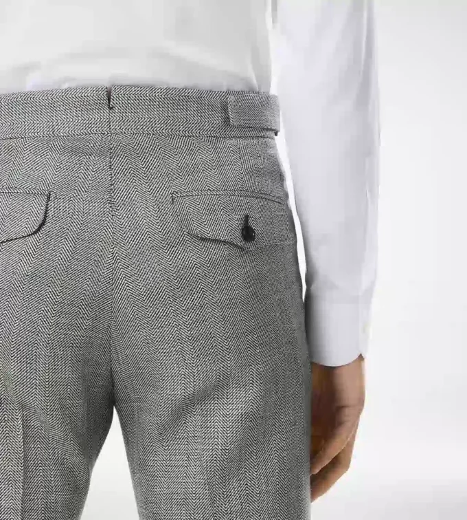 Pantaloni din lână, mătase și in