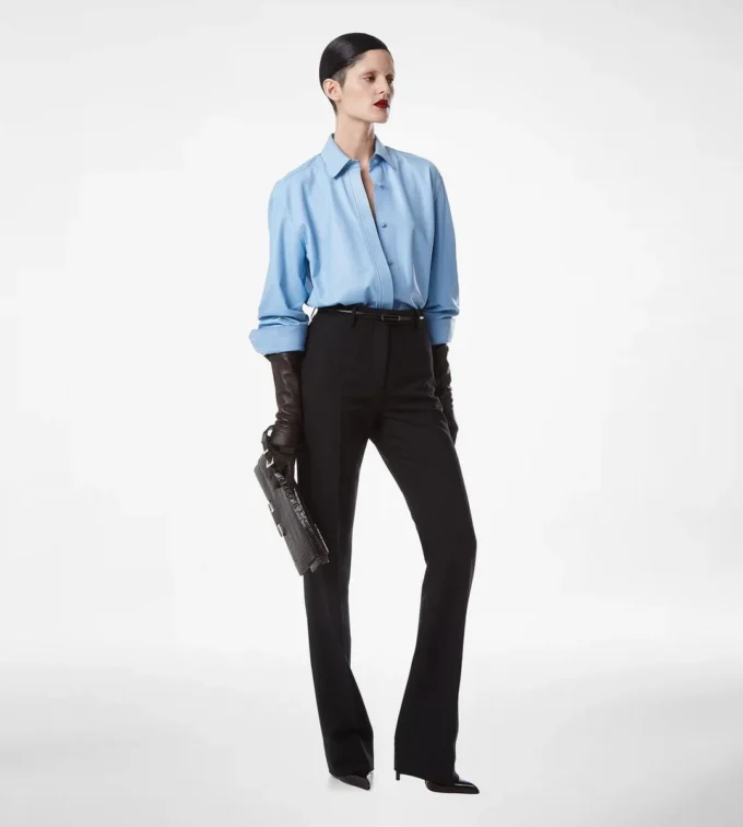 Pantaloni drepți croiți din amestec de lână și mătase Pantaloni drepți croiți din amestec de lână și mătase