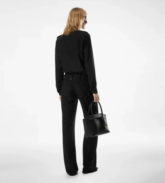 Pantaloni largi din mătase plisați Pantaloni largi din mătase plisați
