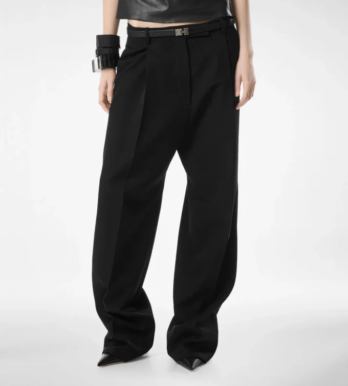 Pantaloni plisați din lână Pantaloni plisați din lână