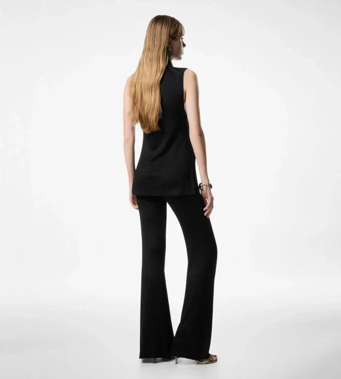 Pantaloni evazați Pantaloni evazați