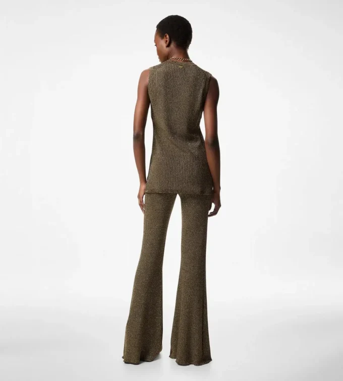 Pantaloni evazați Pantaloni evazați