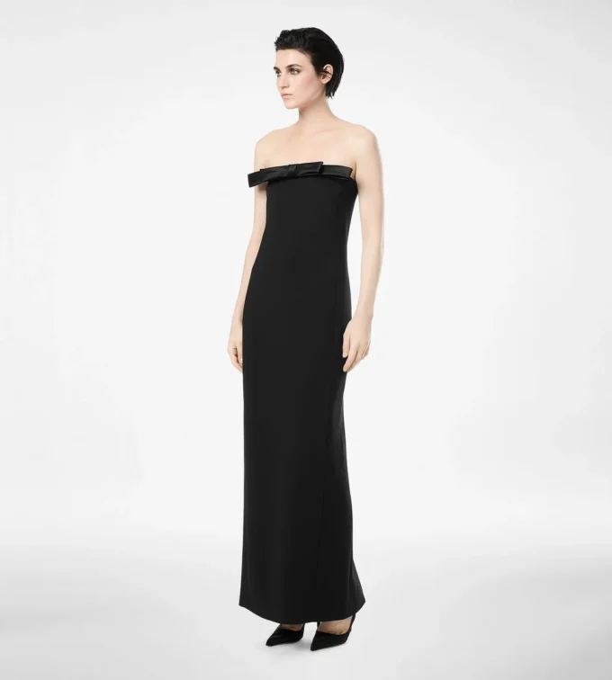 Rochie de cocktail fără bretele din crep gros și satin Envers, cu detaliu fundă Rochie de cocktail fără bretele din crep gros și satin Envers, cu detaliu fundă