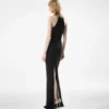 Rochie de seară cu decolteu halter și decupaje Rochie de seară cu decolteu halter și decupaje