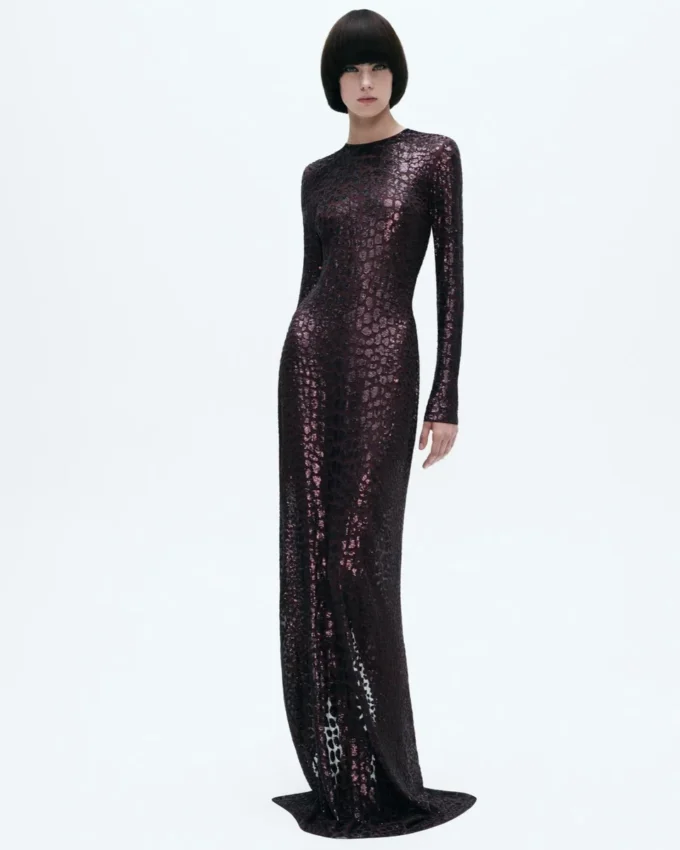 Rochie de seară cu mâneci lungi, brodată cu efect de piele de crocodil Rochie de seară cu mâneci lungi, brodată cu efect de piele de crocodil