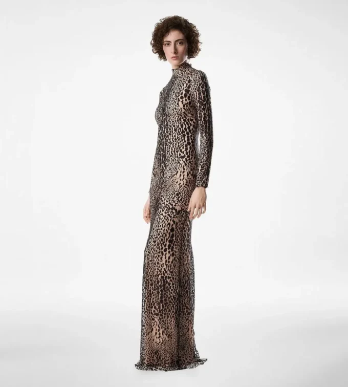 Rochie de seară cu mâneci lungi și guler înalt Rochie de seară cu mâneci lungi și guler înalt