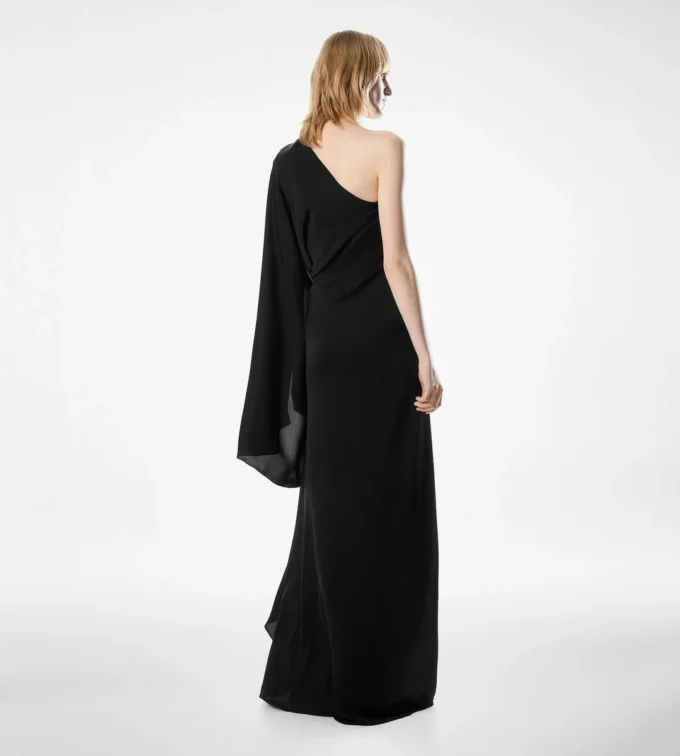 Rochie de seară cu un umăr, cu capă și detalii metalice Liza Rochie de seară cu un umăr, cu capă și detalii metalice Liza