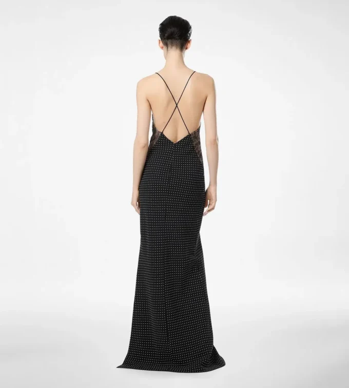 Rochie de seară din crep de mătase cu buline și detalii din dantelă Rochie de seară din crep de mătase cu buline și detalii din dantelă