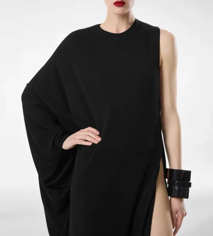 Rochie de seară din jersey creponat Rochie de seară din jersey creponat