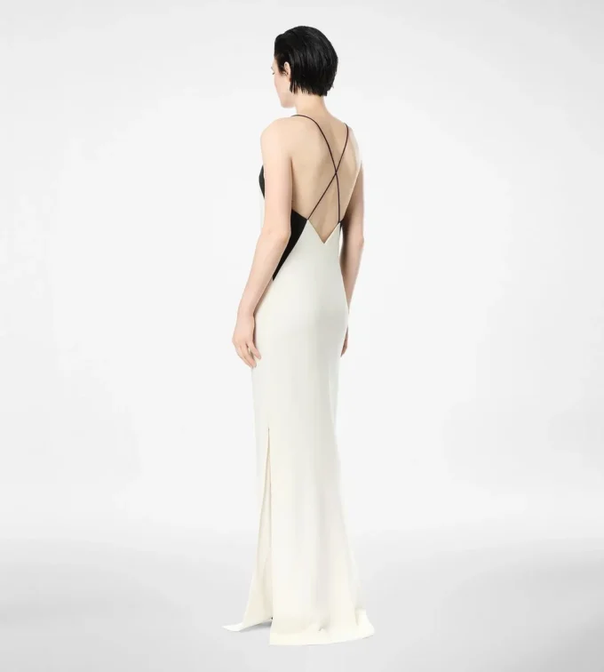 Rochie de seară din mătase elastică cu bretele Rochie de seară din mătase elastică cu bretele