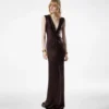 Rochie de seară din mătase, fără mâneci, cu decolteu adânc în V și față răsucită Rochie de seară din mătase, fără mâneci, cu decolteu adânc în V și față răsucită