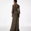 Rochie lungă cu decolteu în V și spate decupat Rochie lungă cu decolteu în V și spate decupat