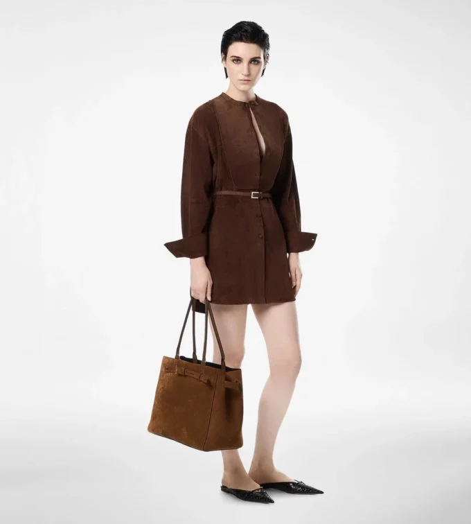 Rochie mini din piele de miel cu centură și plastron