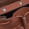 Rucsac cu clapă din piele grain T-Line Rucsac cu clapă din piele grain T-Line