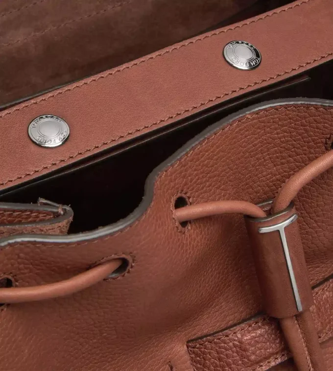 Rucsac cu clapă din piele grain T-Line Rucsac cu clapă din piele grain T-Line