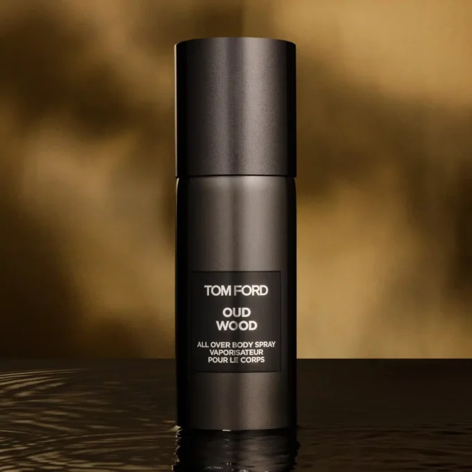 Spray pentru corp Oud Wood Spray pentru corp Oud Wood
