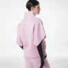 Tricou sculptural cu guler în formă de pâlnie din amestec de cașmir ultrafin Tricou sculptural cu guler în formă de pâlnie din amestec de cașmir ultrafin